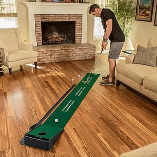 Accelerator Pro Indoor Putting Green with Ball Return