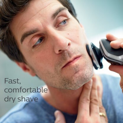 Philips Norelco Electric Shaver 5750 - Image 2