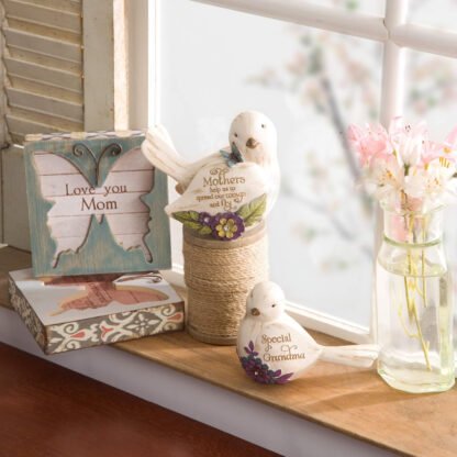 Special Grandma Carved Bird Figurine - Image 3