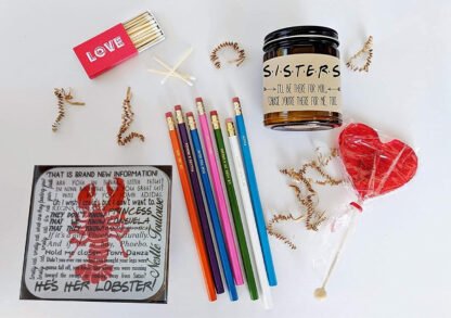 Personalized “Friends” Sister Candle - Image 3