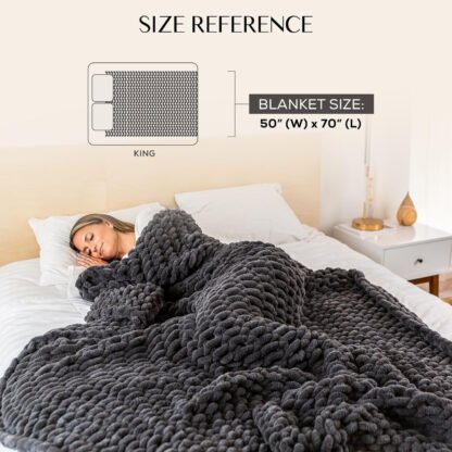 Super Chunky Throw Blanket - Image 8