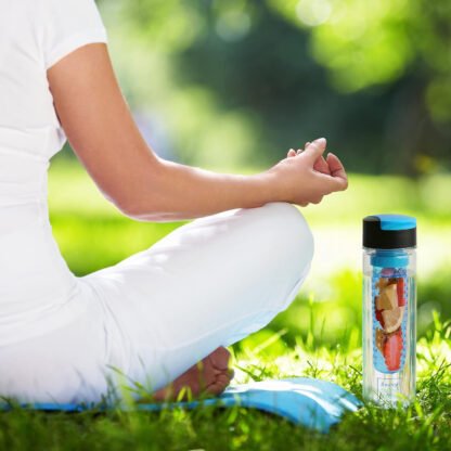 Fruit Infuser Water Bottle - Image 5