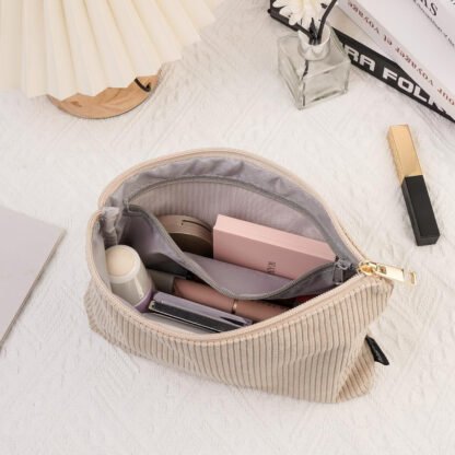 Minimalist Makeup Bag - Image 3