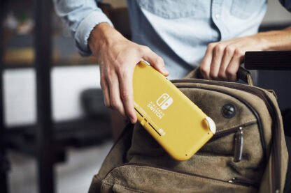 Nintendo Switch Lite - Image 4