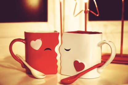 Kissing Mugs Set - Image 6