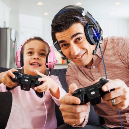 Wireless Gaming Headphones - Image 8