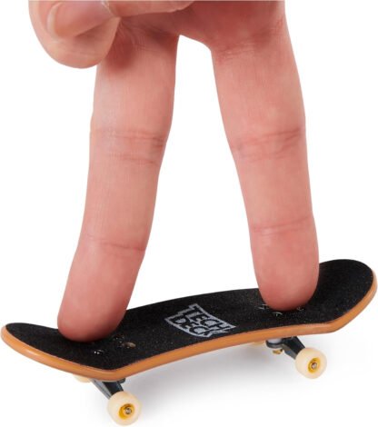 Tech Deck Finger Skateboard Bonus Pack - Image 4