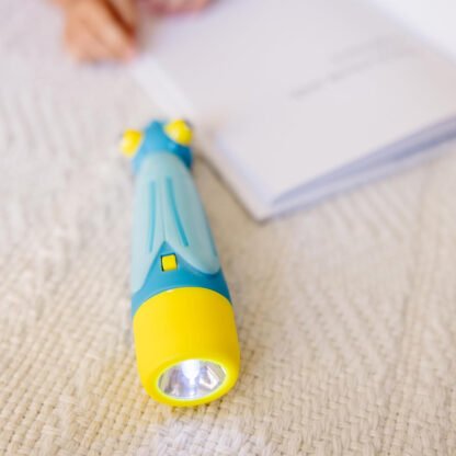 Melissa and Doug Firefly Bug Flashlight - Image 3